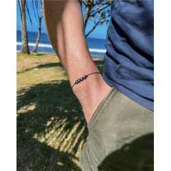Bracelet cordon Perles de Frangines - SURF - Lettre blanche sur fond noir - Perle noire - Cordon noir
